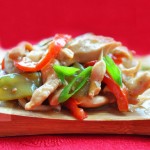 имбирный цыпленок с овощами в китайском стиле
