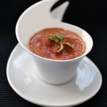крем-суп из печеных баклажанов с томатами и чесноком