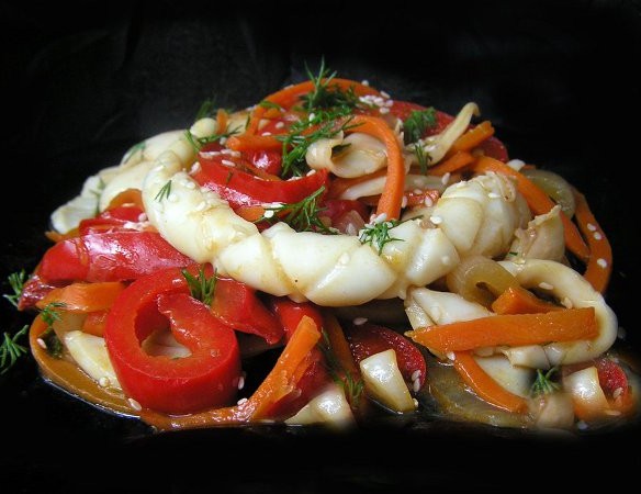 кальмар с овощами по-корейски